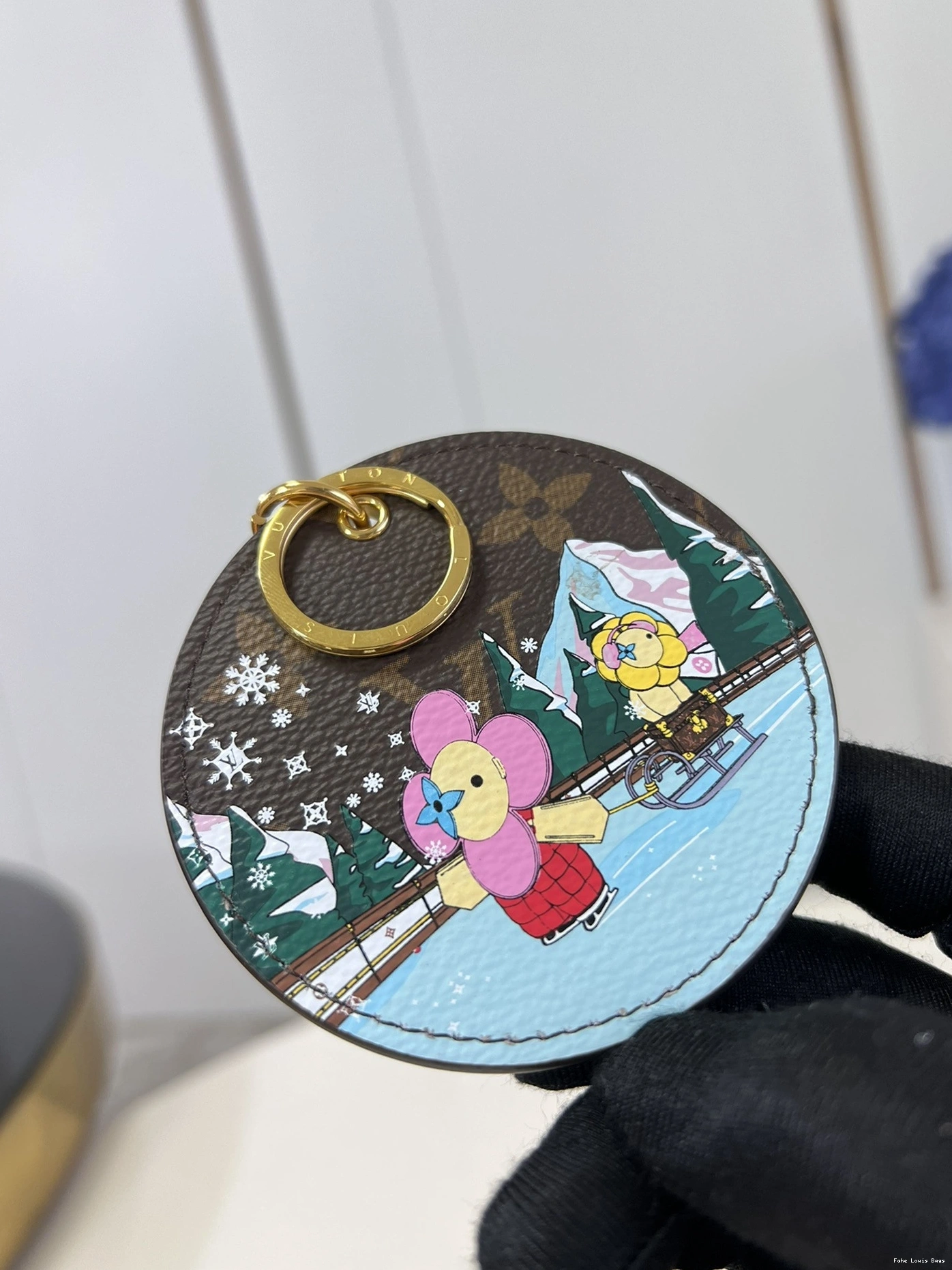 Repzbay Illustre Bag And Key Ice VUITTON Charm Skate Holder LOUIS 0806
